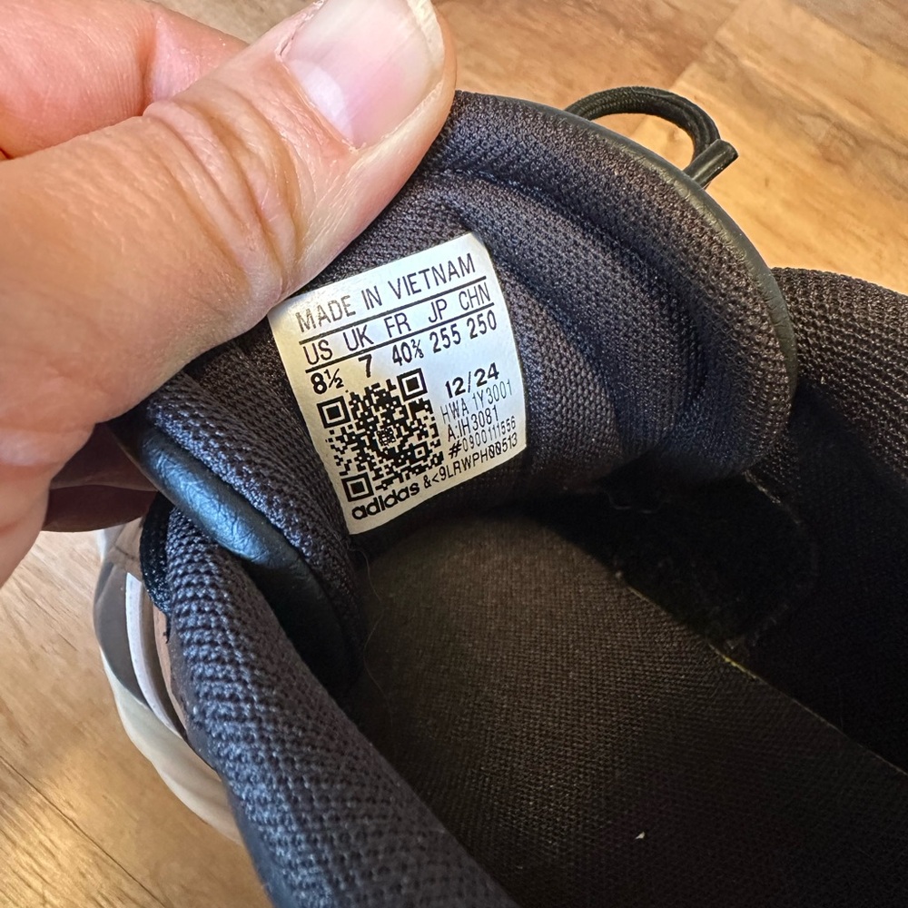 Adidas women's Black and White Sneakers with Gum Sole - Picture 4 of 5
